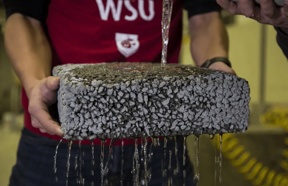 Drenážní propustný beton pro parkoviště a vsak dešťové vody