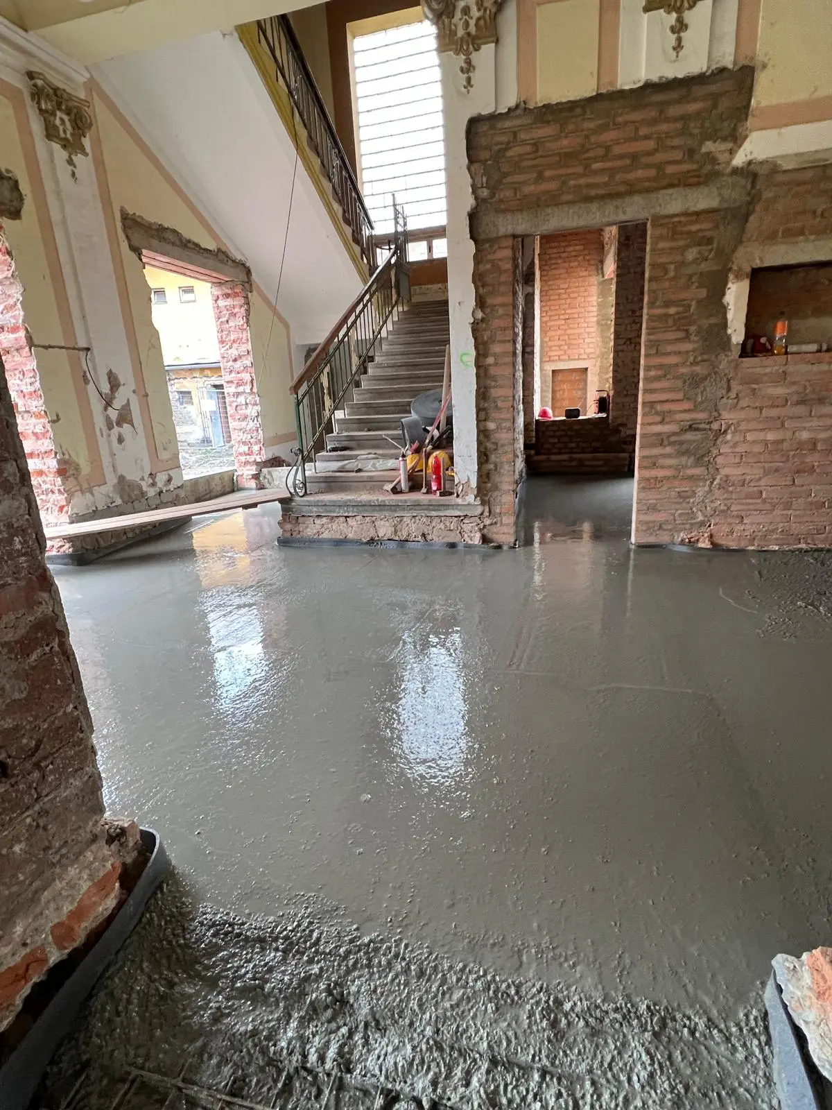 Cementový potěr společenský dům Prostějov