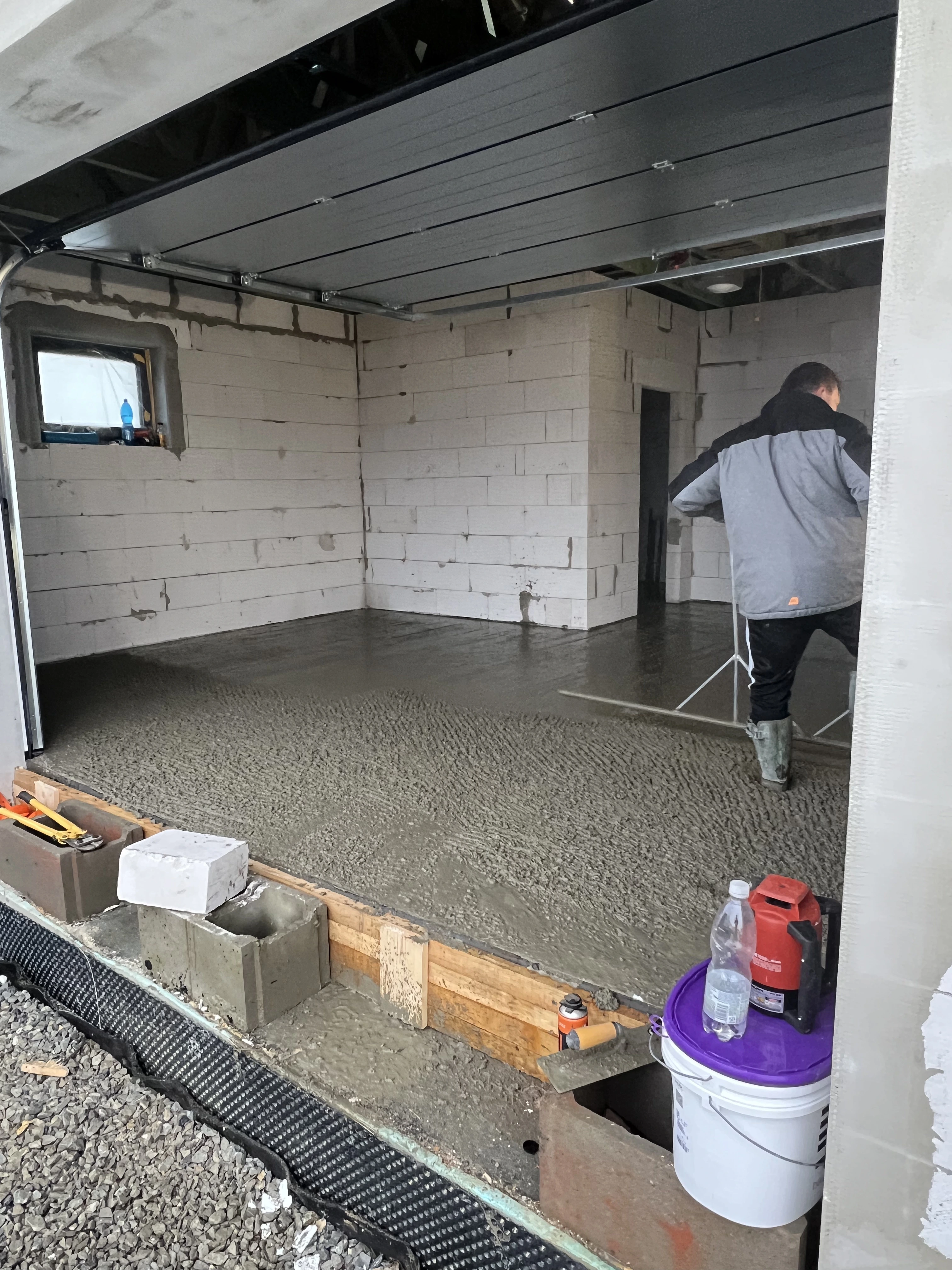 Leštěný beton garáž Olomouc