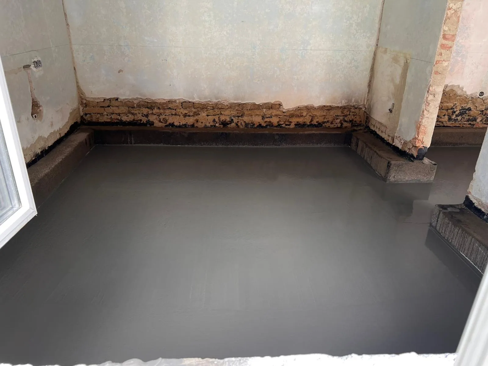Vyrovnaný podkladní beton do roviny pod polystyren — RD Rozstání