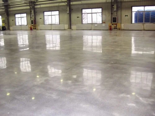 Drátkobetonová průmyslová podlaha CNC výrobna Zlín 830 m² — realizace MO Betony